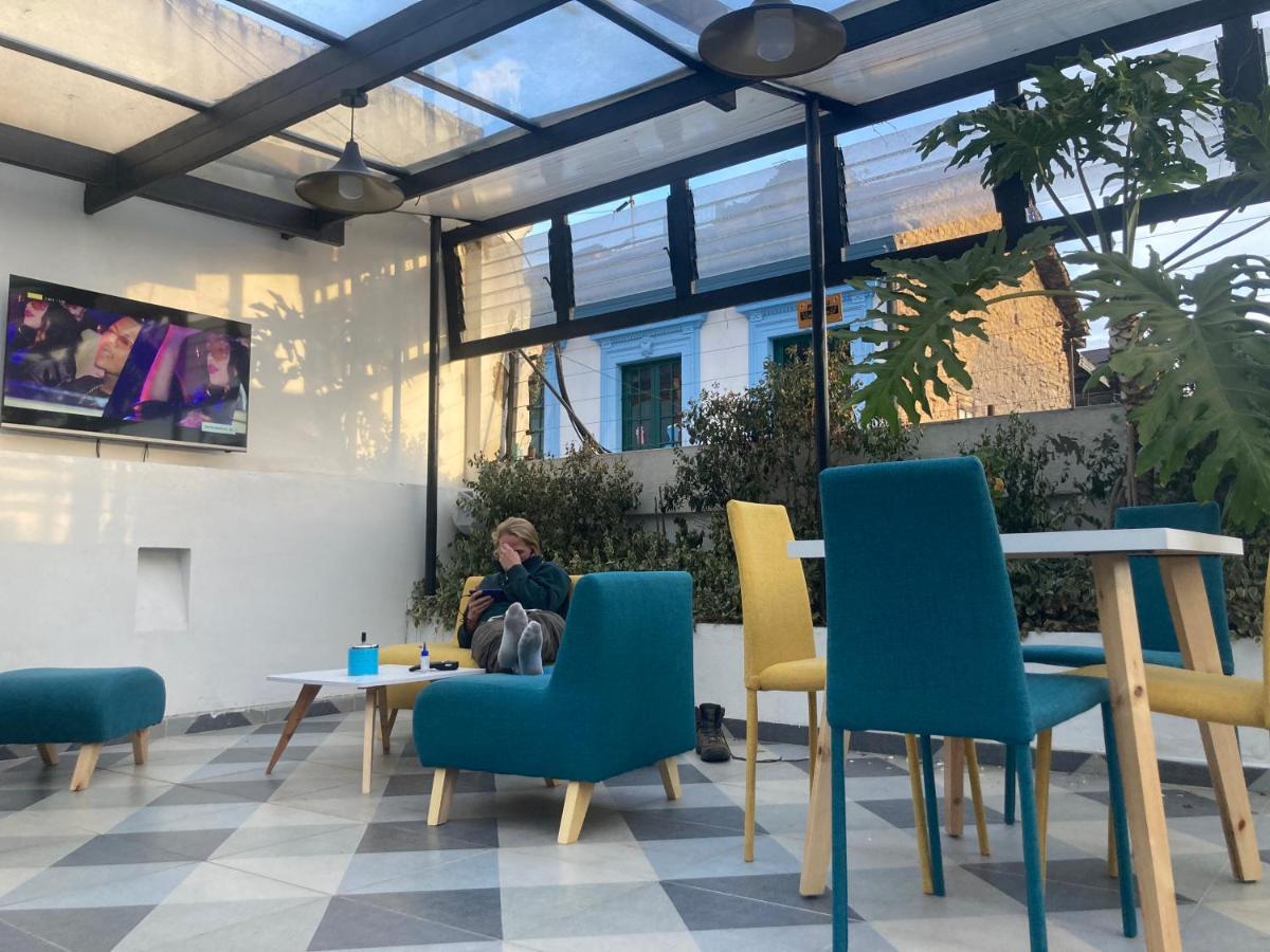 Hostal Casa Lantana La Candelaria Bogota Luaran gambar